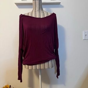 Purple  long sleeve slouch shirt. Size M.❤️